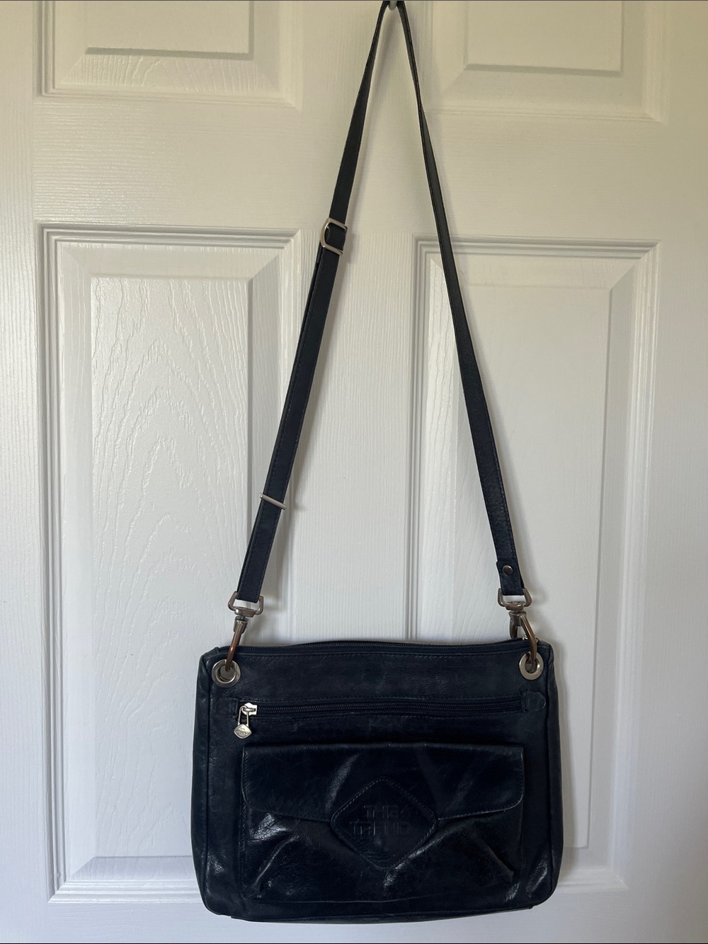 Leather The Trend Crossbody Bag navy Blue - Classic Women's Shoulder Bag
